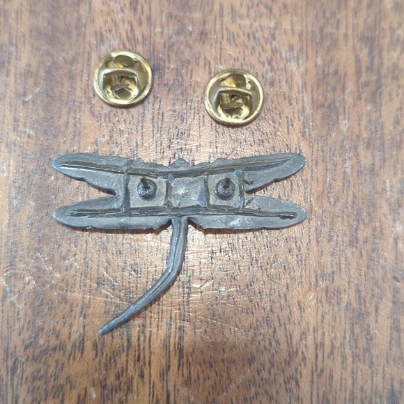 Dragonfly Pin - Picture 2 of 2